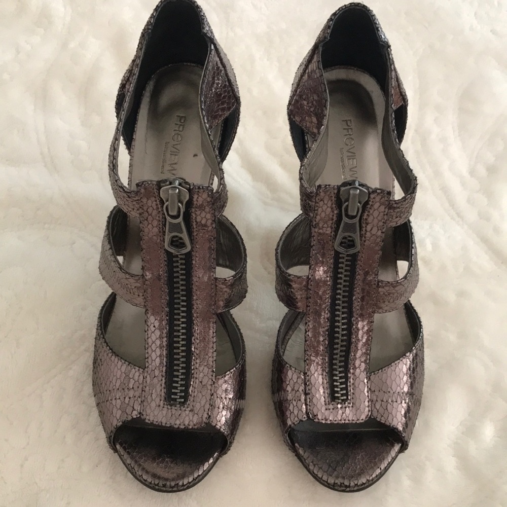 Pewter snake skin pattern heels!